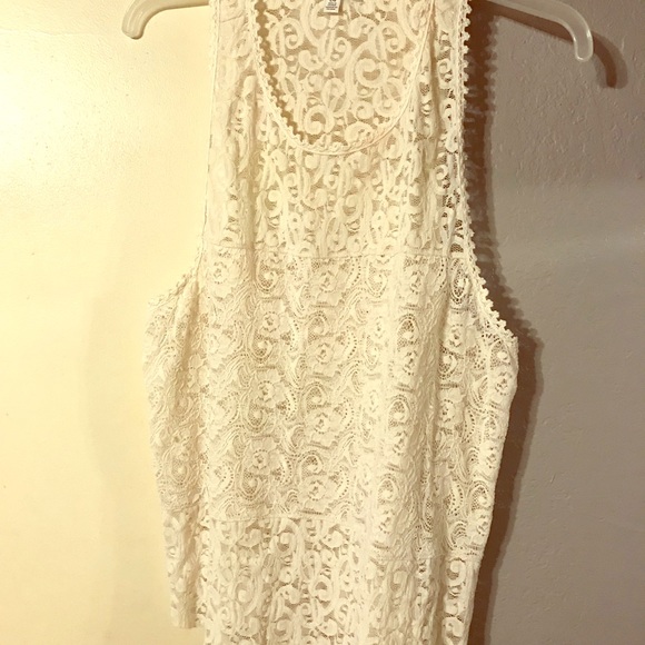 American Eagle Outfitters Tops - AE off-white lace tank.